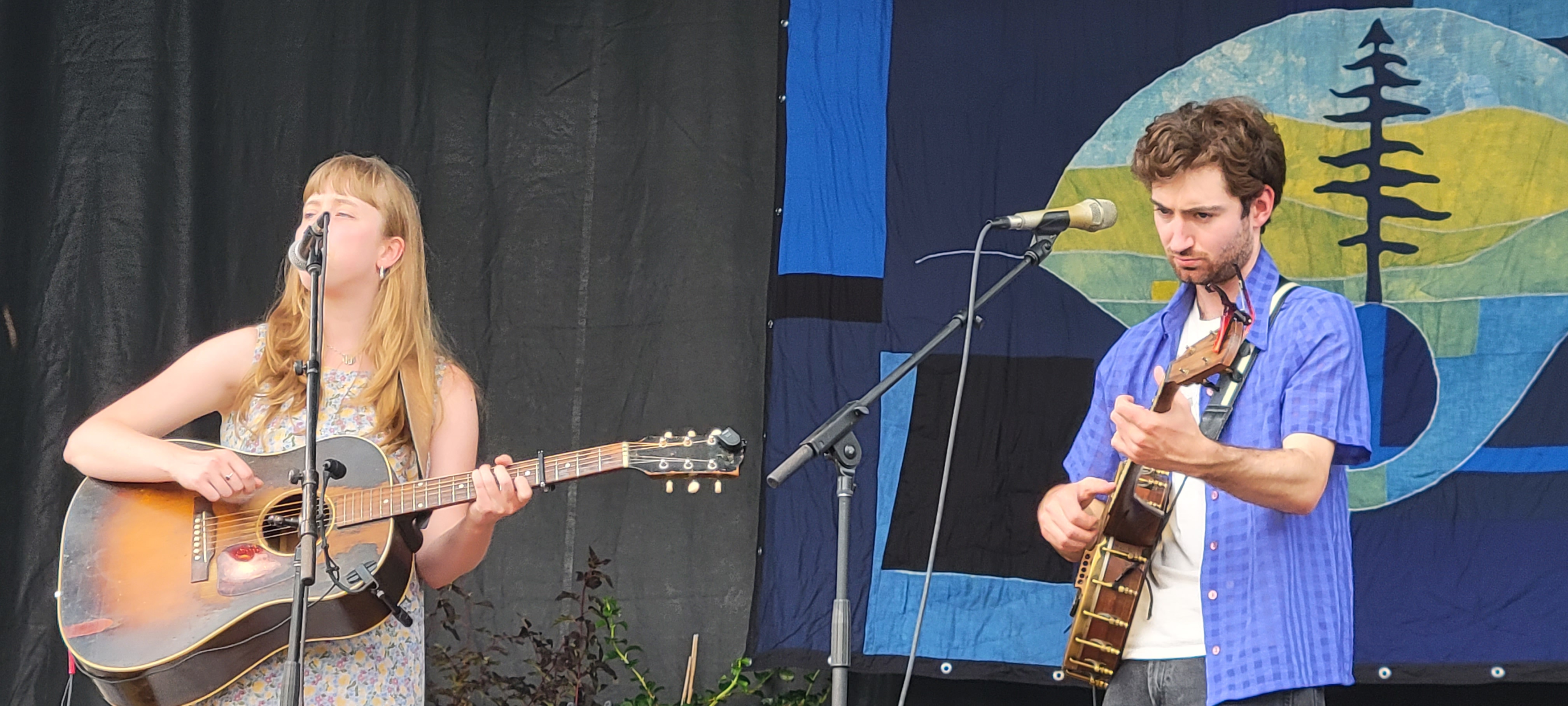 VivAndRiley2024-08-16GreenMountainBluegrassAndRootsFestivalManchesterVT (2).jpg
